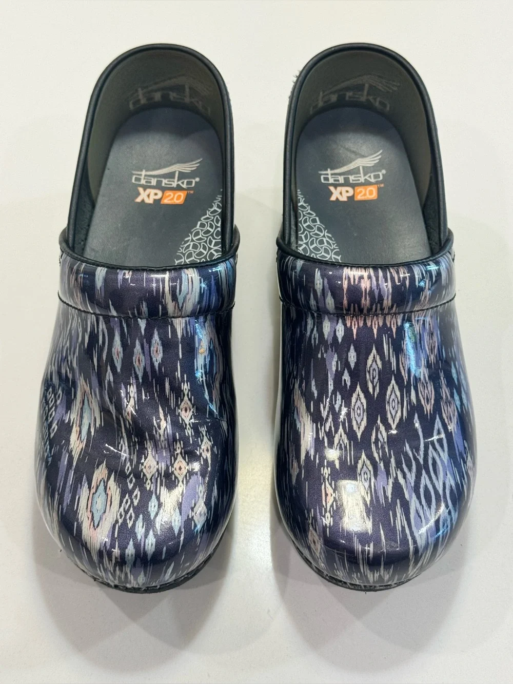 Dansko XP 2.0 Clogs Womens EU-38/US-7.5-8 Southwestern Multicolor Patent Leather - Picture 5 of 10